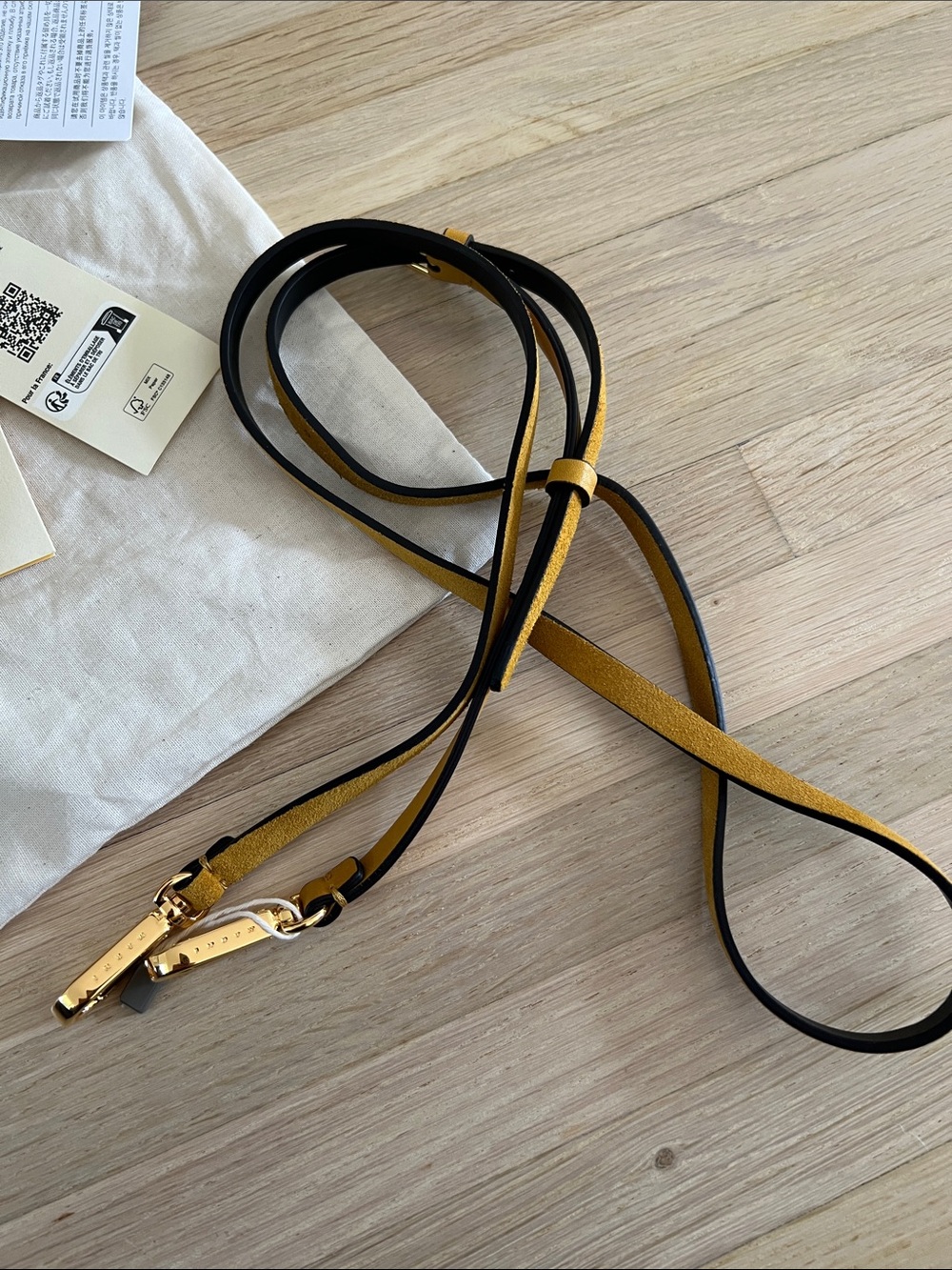 NWT Marni Pannier Mustard Suede Bucket Crossbody w Card Pouch. - Picture 7 of 10